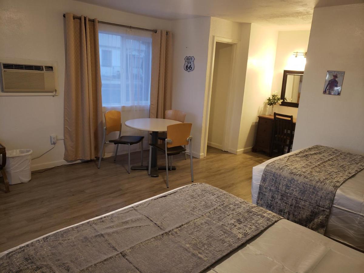 Deluxe Inn Seligman Luaran gambar