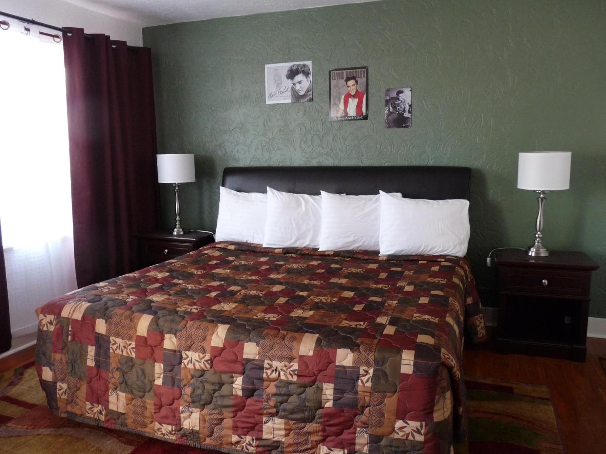 Deluxe Inn Seligman Bilik gambar